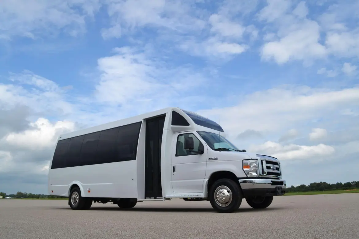 federal spirit coach bus large with blue sky background hawaii bus company